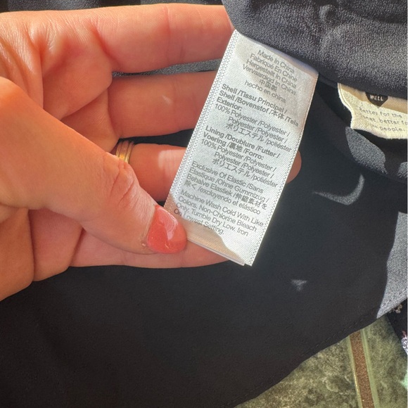 Madewell Georgette V-Neck Midi Dress in Enchanted Floral - Picture 8 of 8